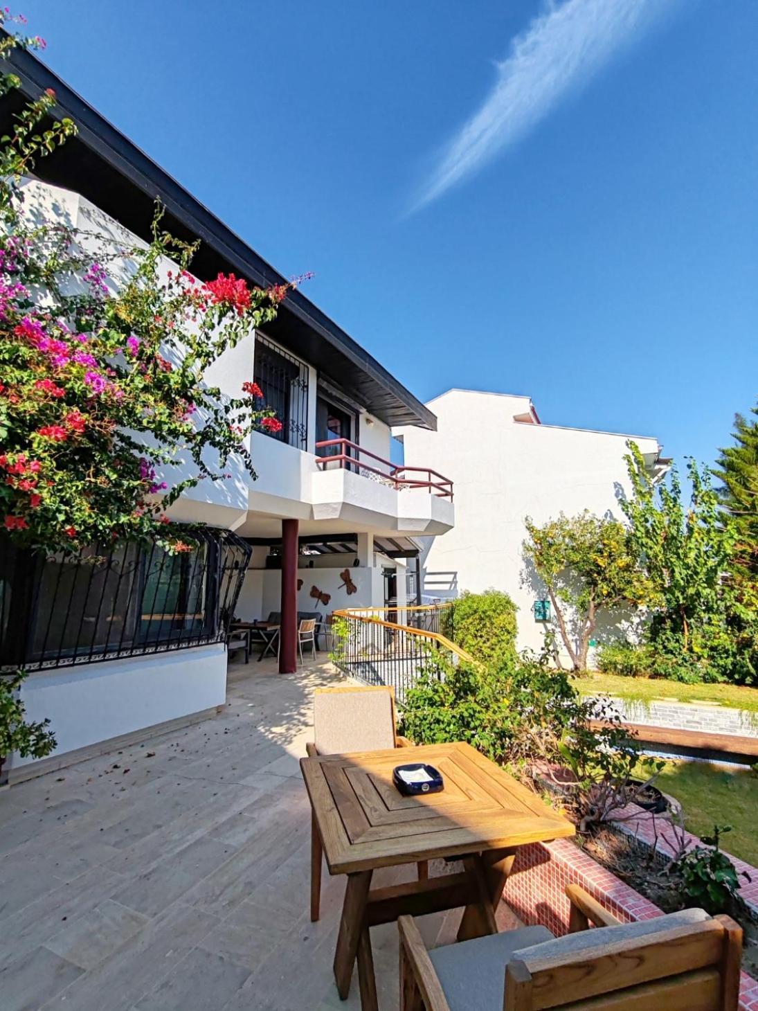 Villaskalaurla Exterior foto